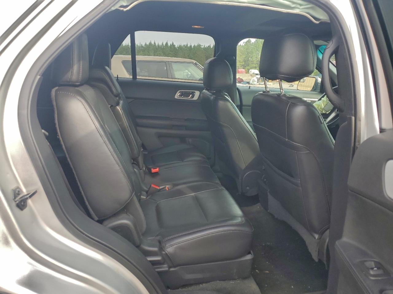 FORD EXPLORER LIMITED