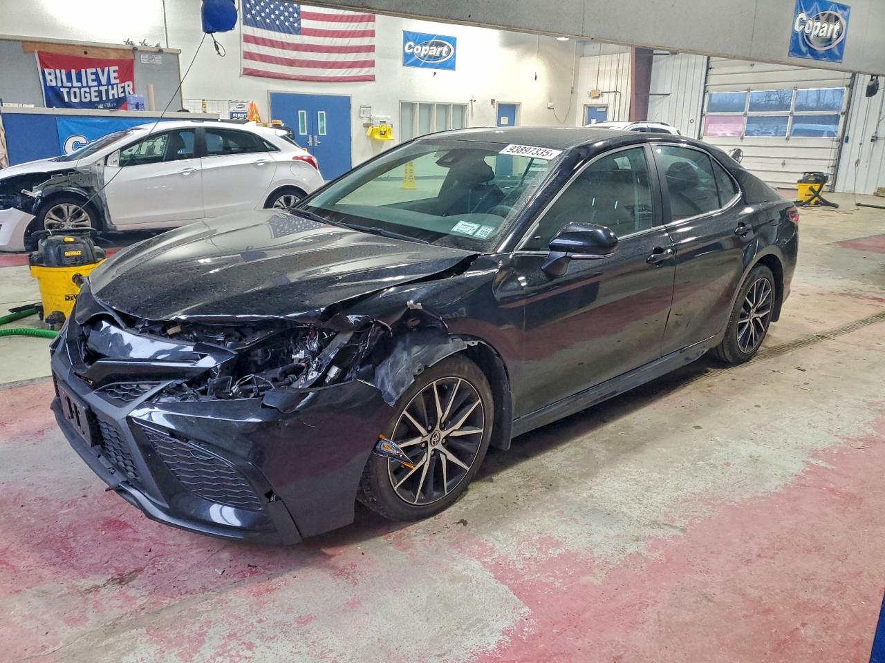 TOYOTA CAMRY SE