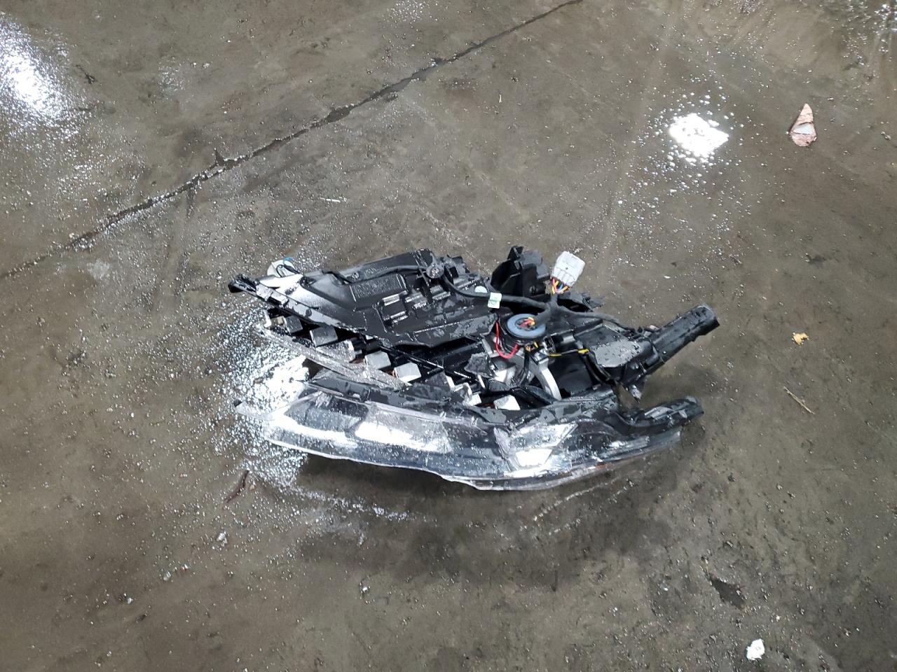 MITSUBISHI OUTLANDER SE