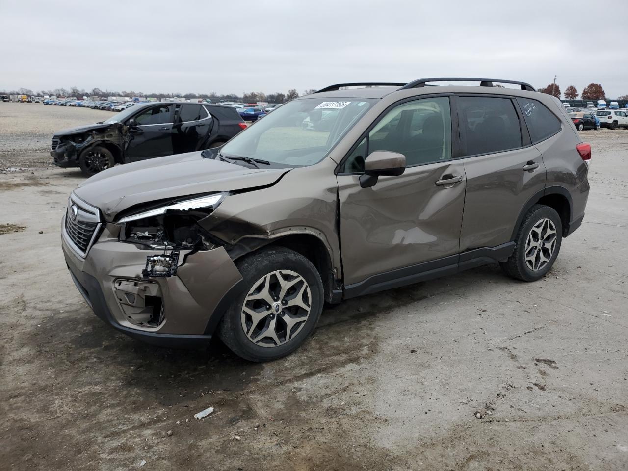 SUBARU FORESTER PREMIUM