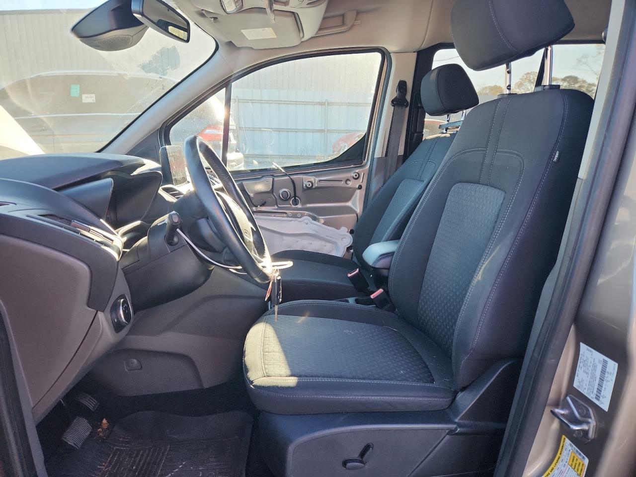 FORD TRANSIT CONNECT XLT