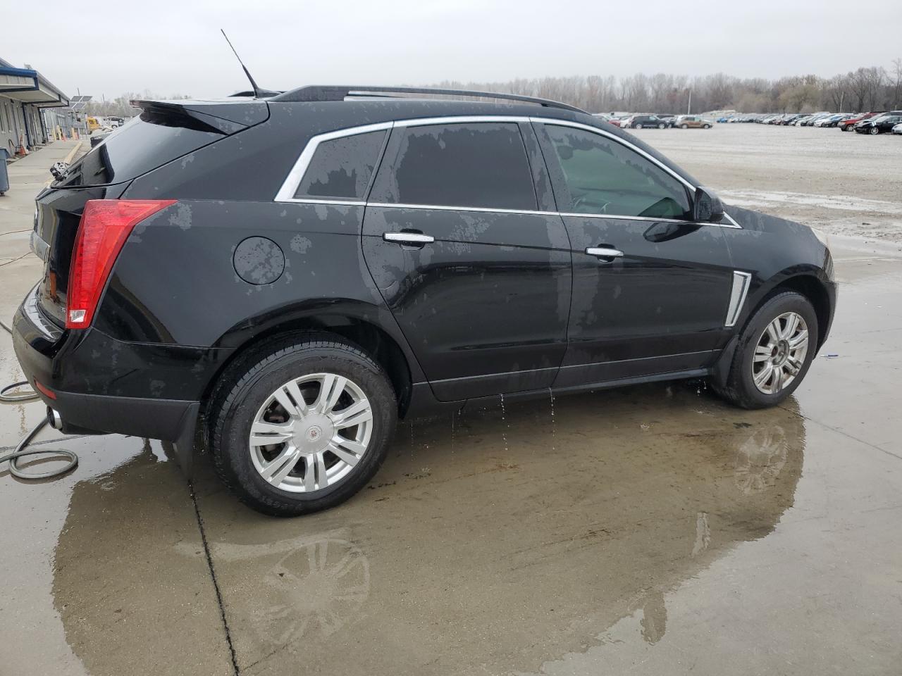 CADILLAC SRX