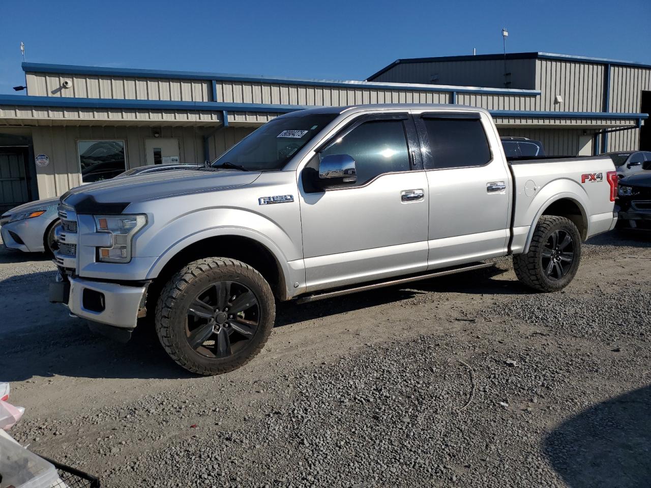 FORD F-150 SUPERCREW