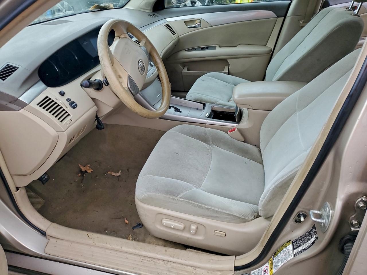 Lot #3298025127 2006 TOYOTA AVALON XL