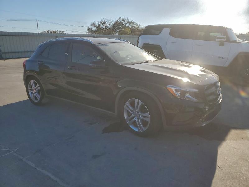 2015 MERCEDES-BENZ GLA 250 4M #3303822432