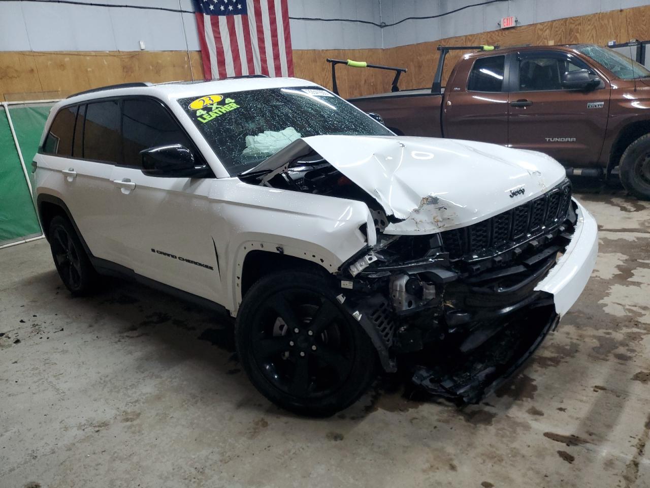 JEEP GRAND CHEROKEE LAREDO