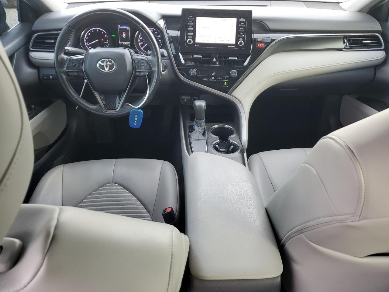 Lot #3302799933 2021 TOYOTA CAMRY SE