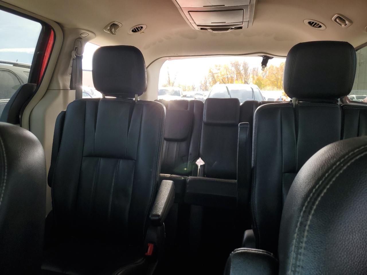 CHRYSLER TOWN & COUNTRY TOURING