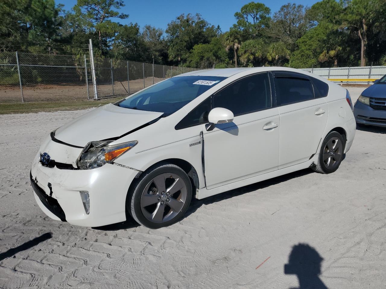 Lot #3315937153 2015 TOYOTA PRIUS
