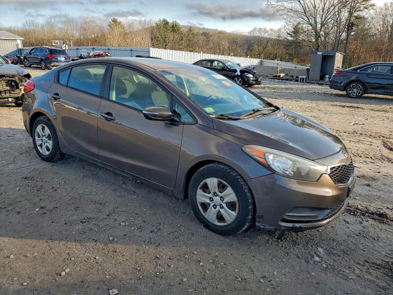 2015 KIA FORTE LX #3301682644