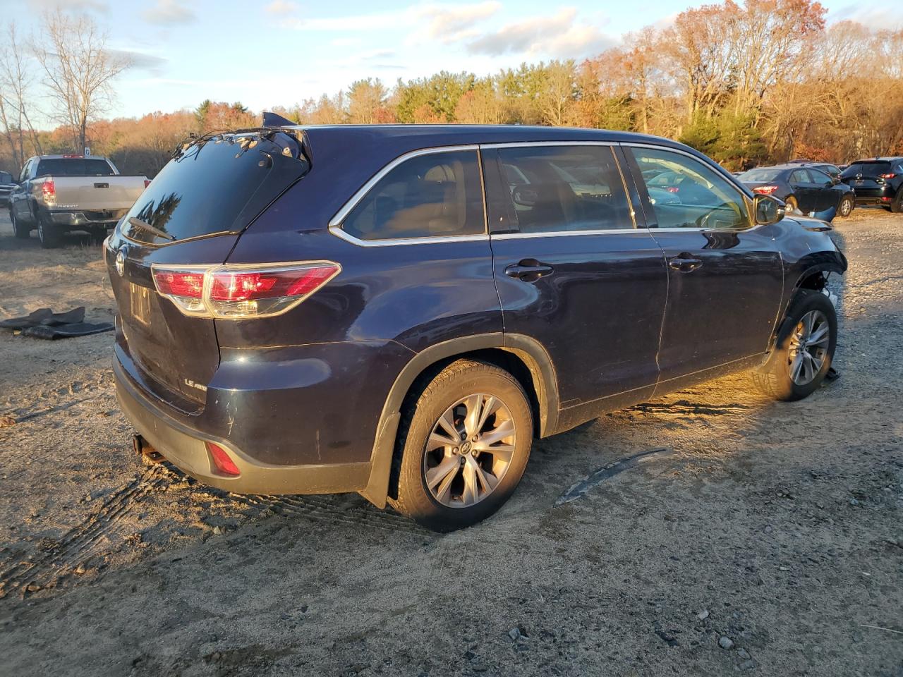 TOYOTA HIGHLANDER LE