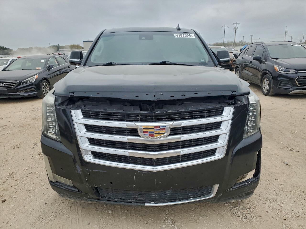 CADILLAC ESCALADE LUXURY