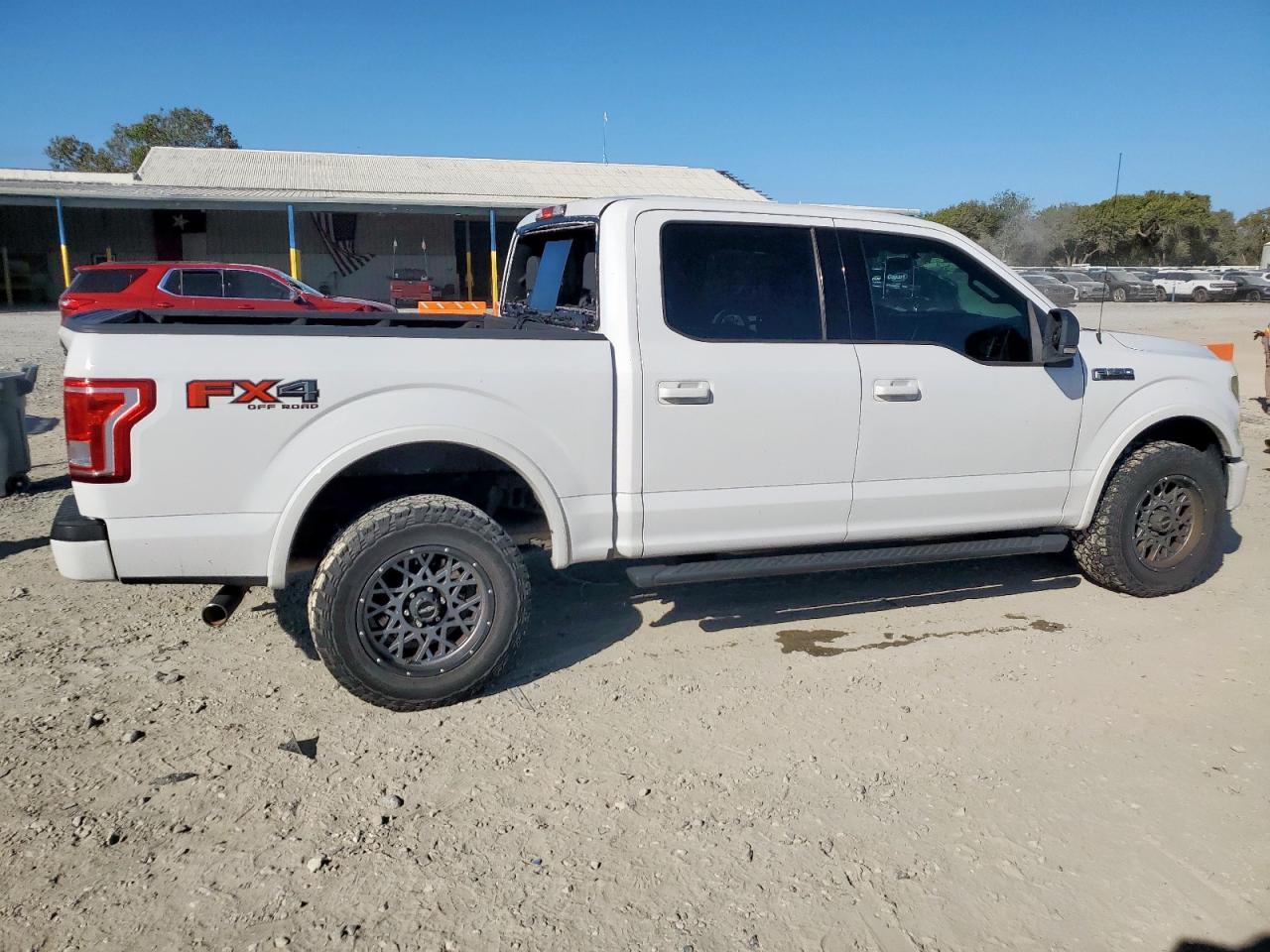 FORD F-150 SUPERCREW