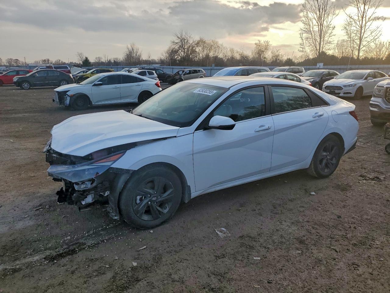 HYUNDAI ELANTRA LIMITED