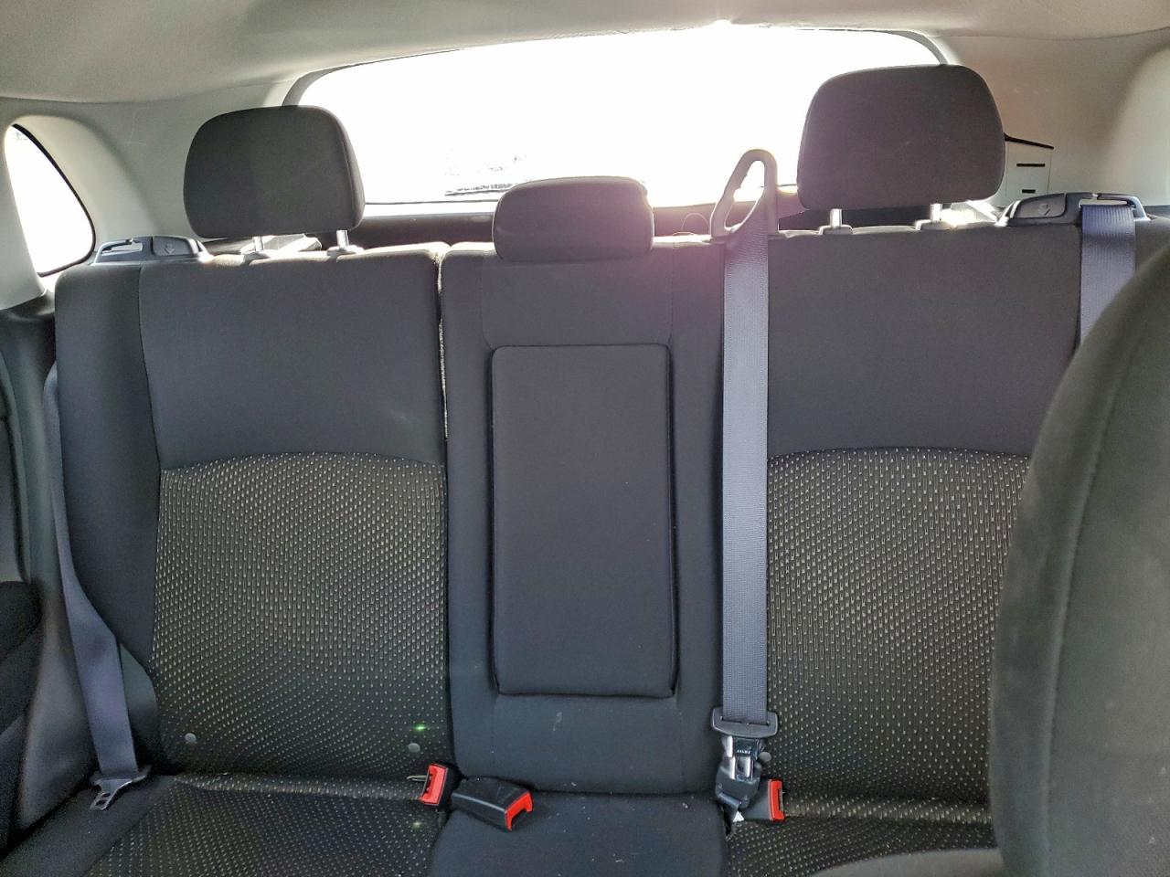 MITSUBISHI OUTLANDER ES