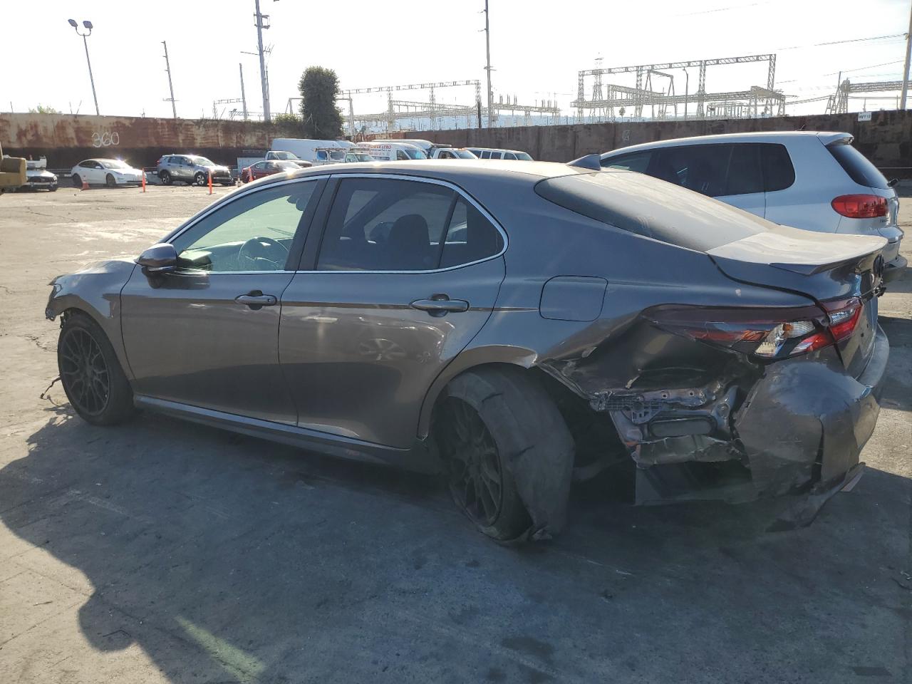 Lot #3304144493 2021 TOYOTA CAMRY SE