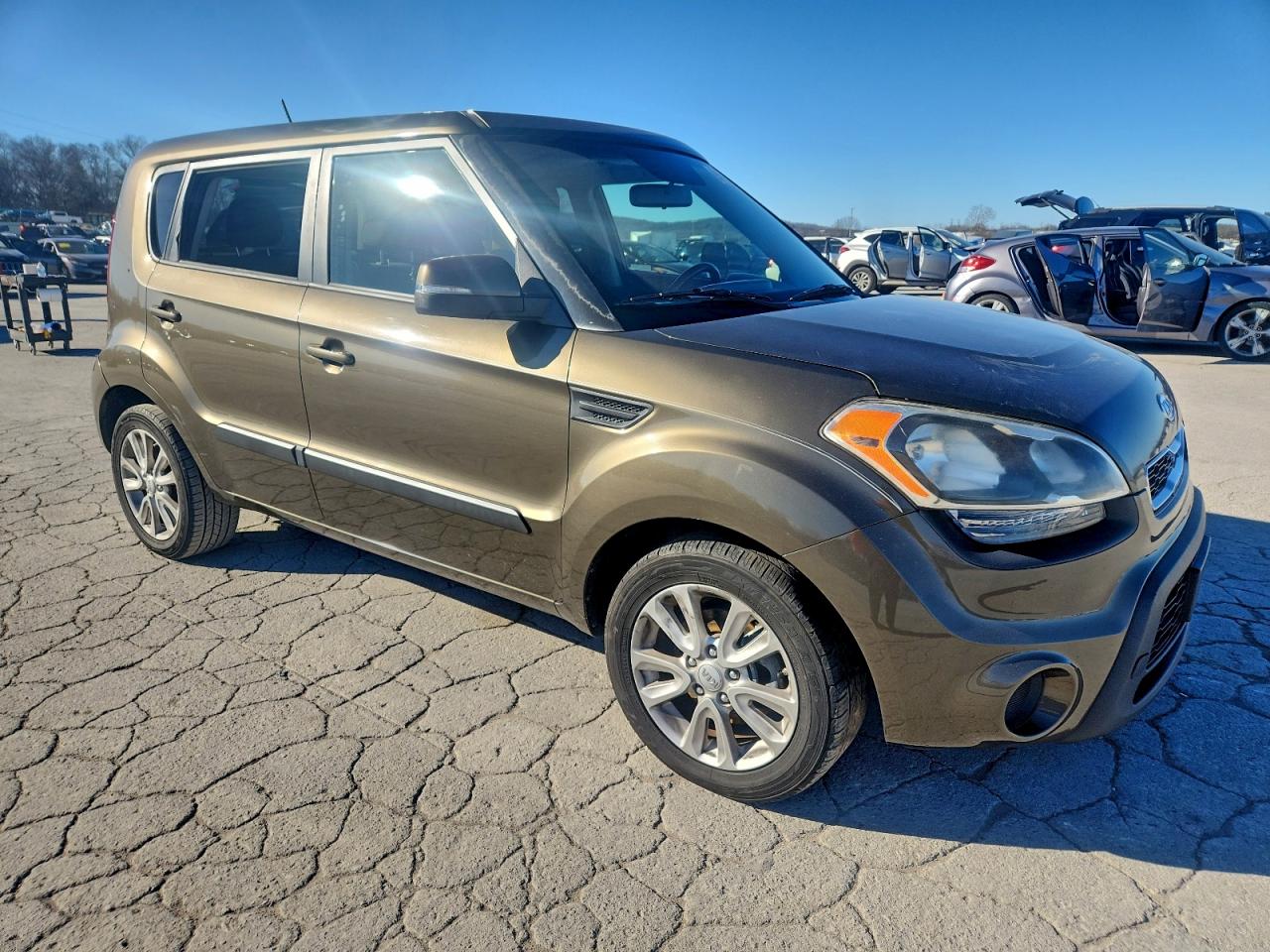 KIA SOUL +