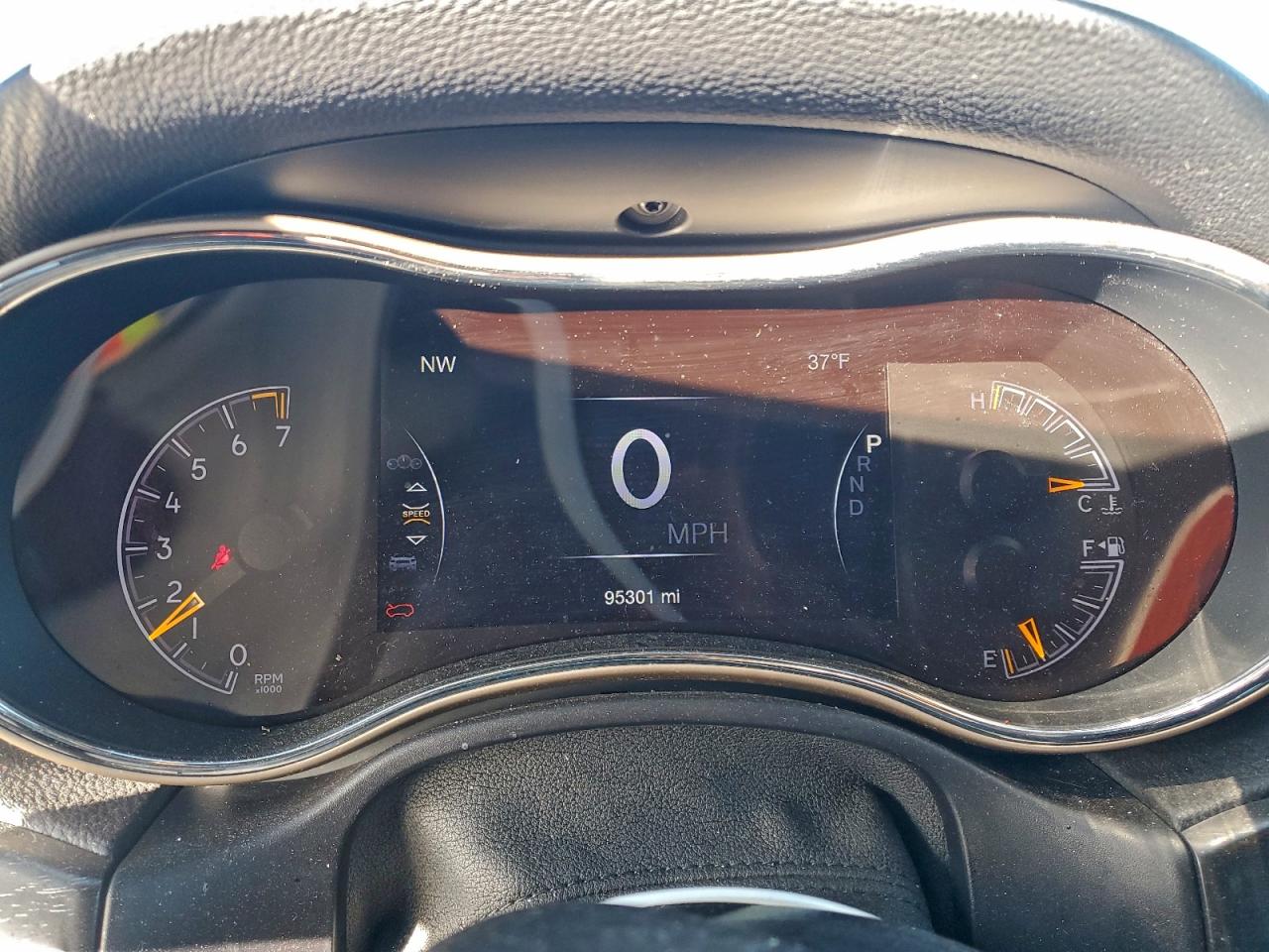 JEEP GRAND CHEROKEE LAREDO