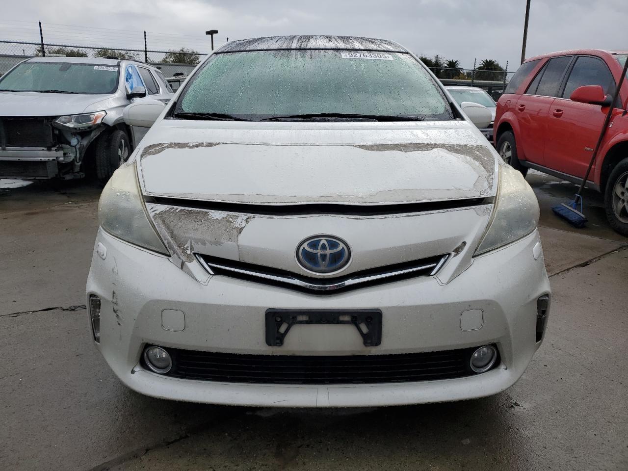Lot #3310637734 2013 TOYOTA PRIUS V