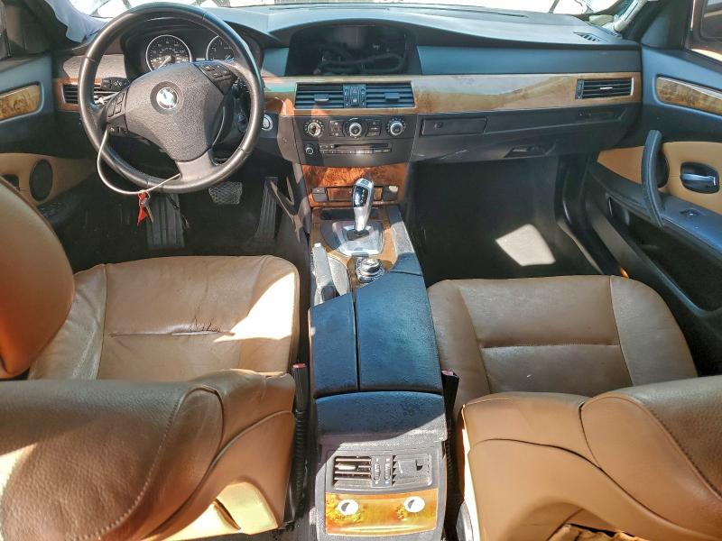 2010 BMW 528 I #3296896833