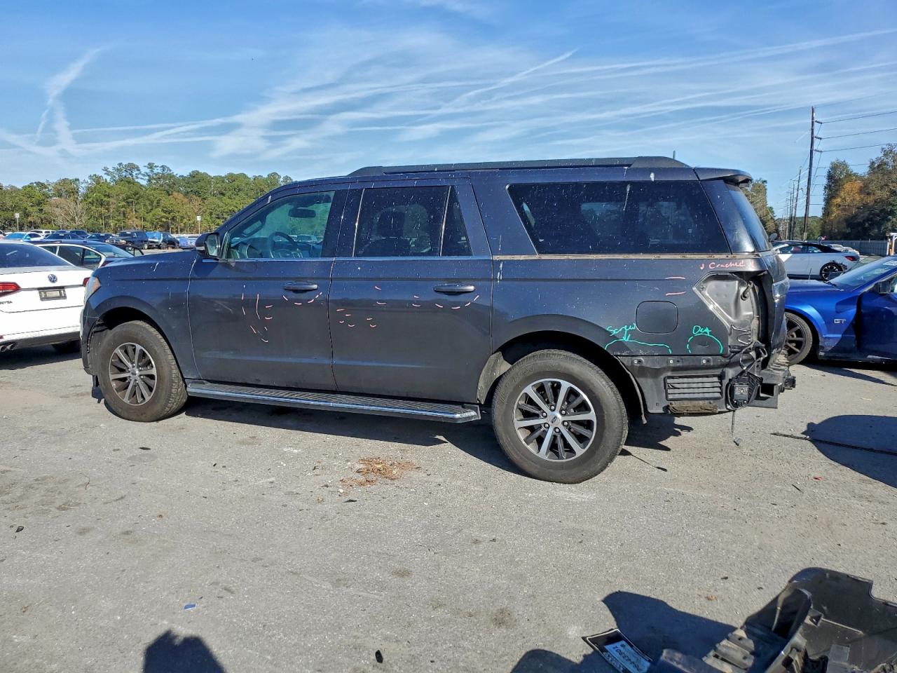 FORD EXPEDITION MAX XLT