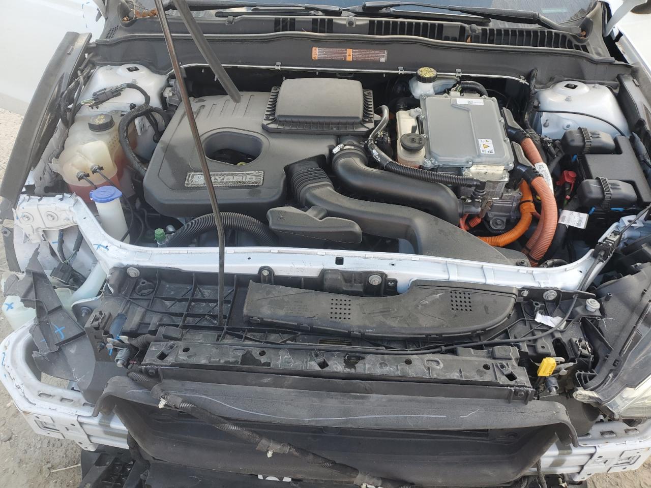 FORD FUSION SE HYBRID