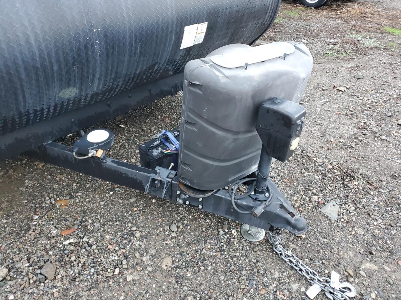 Lot #3317087988 2016 STARCRAFT CAMP TRAIL