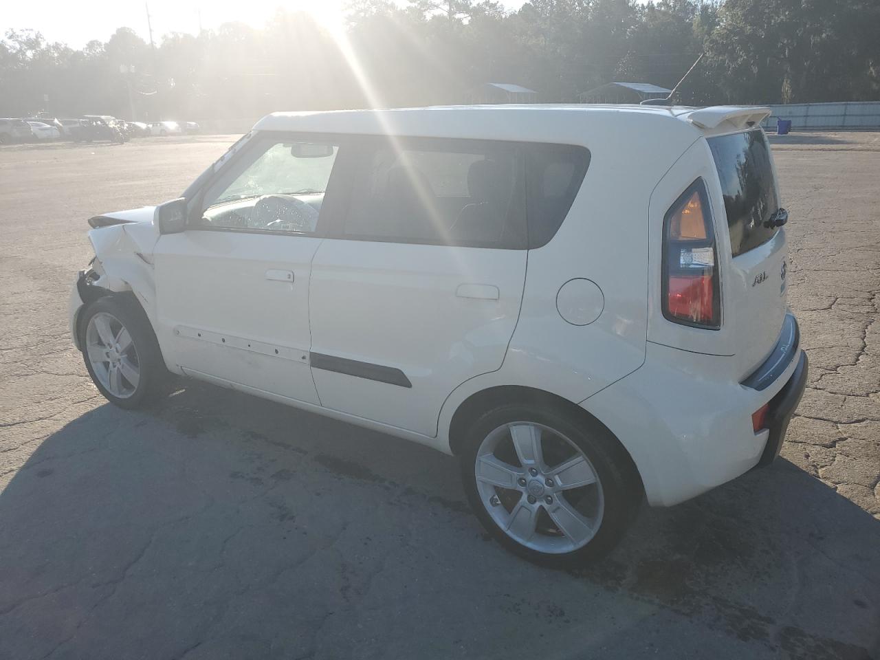 KIA SOUL +