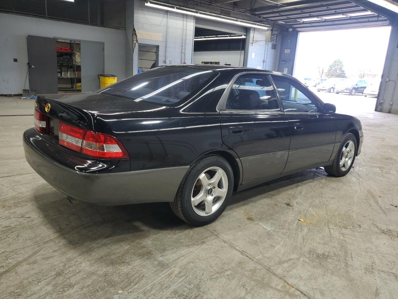 Lot #3286749308 2001 LEXUS ES 300