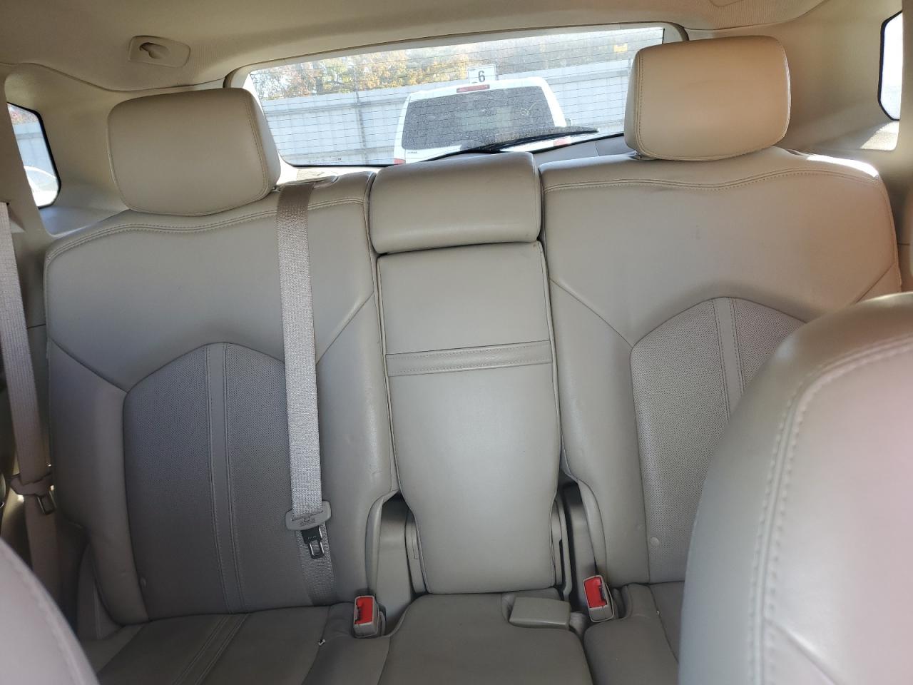 CADILLAC SRX LUXURY COLLECTION