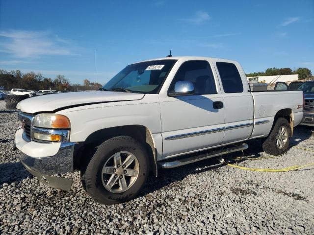 Global Auto Auctions: 2002 GMC NEW SIERRA