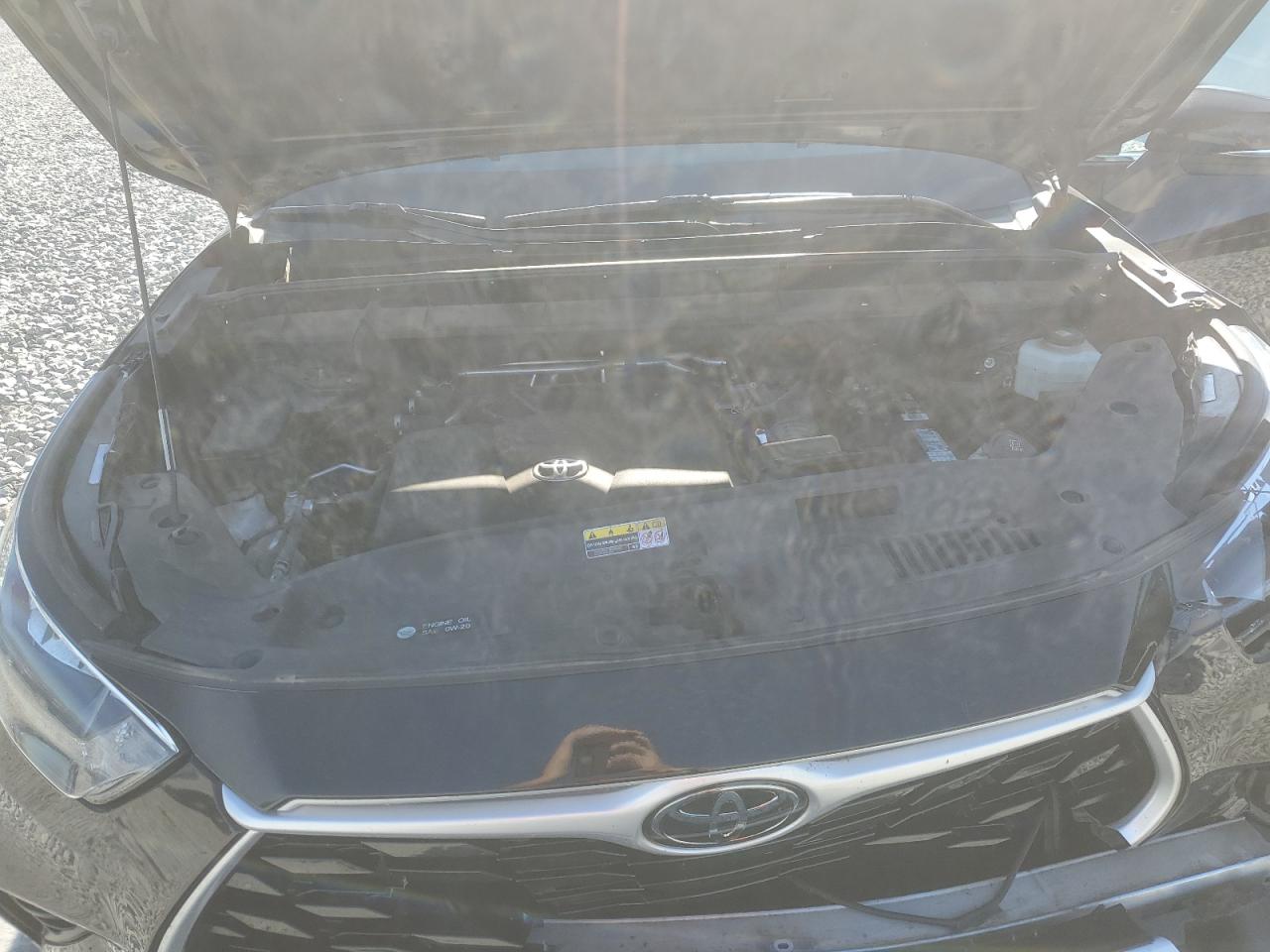 TOYOTA HIGHLANDER XLE