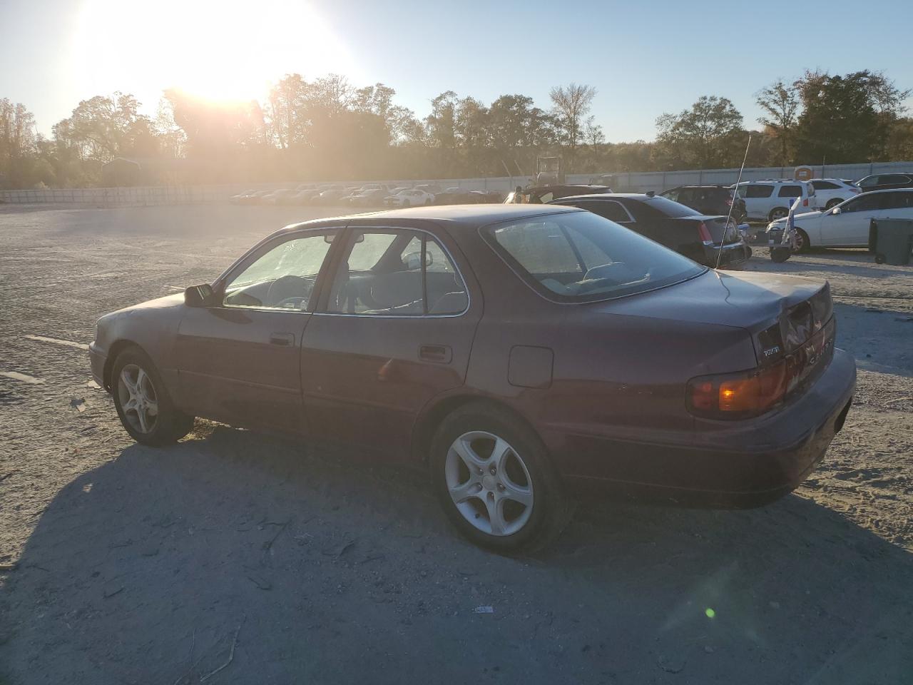 Lot #3284028801 1996 TOYOTA CAMRY DX