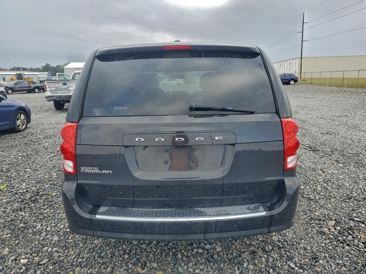 DODGE GRAND CARAVAN SE