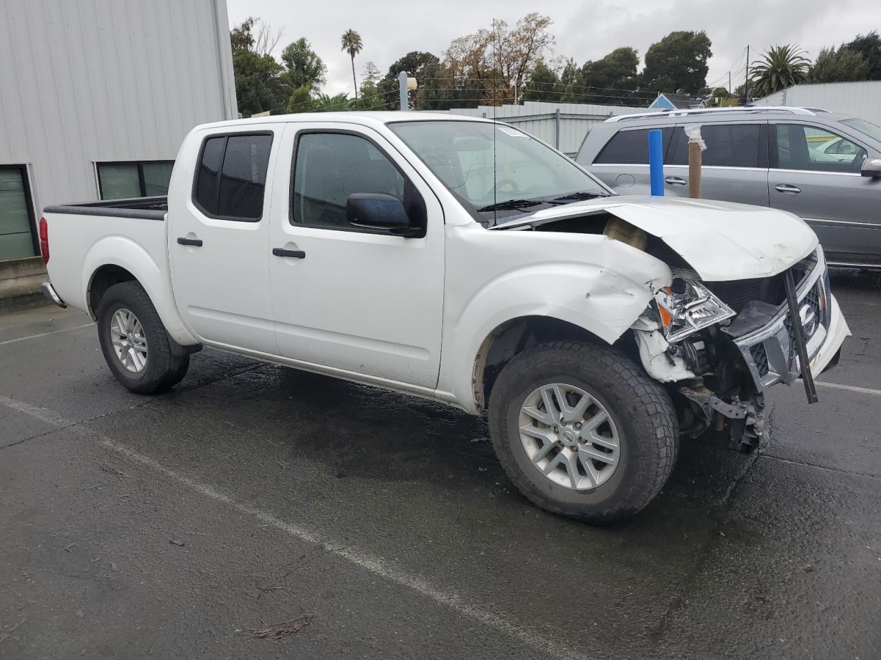NISSAN FRONTIER S