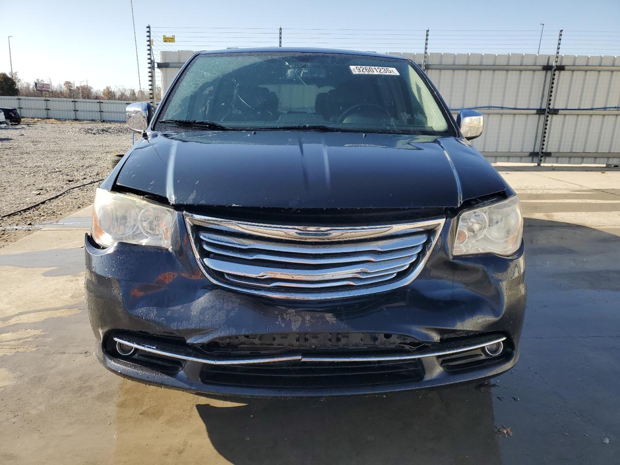 CHRYSLER TOWN & COUNTRY TOURING L