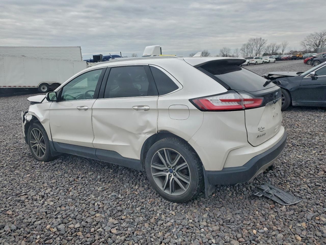 FORD EDGE TITANIUM