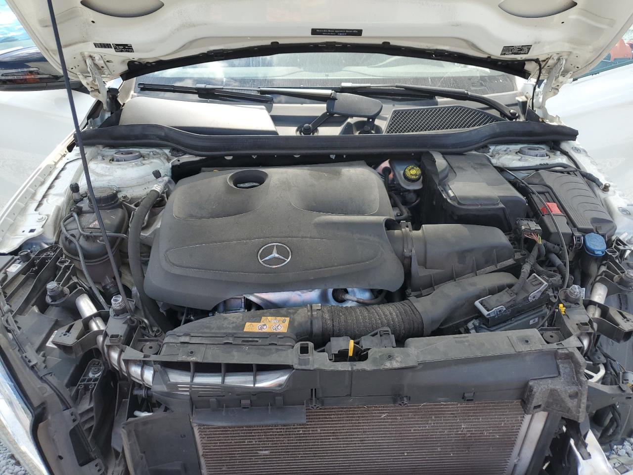 MERCEDES-BENZ GLA-CLASS 250