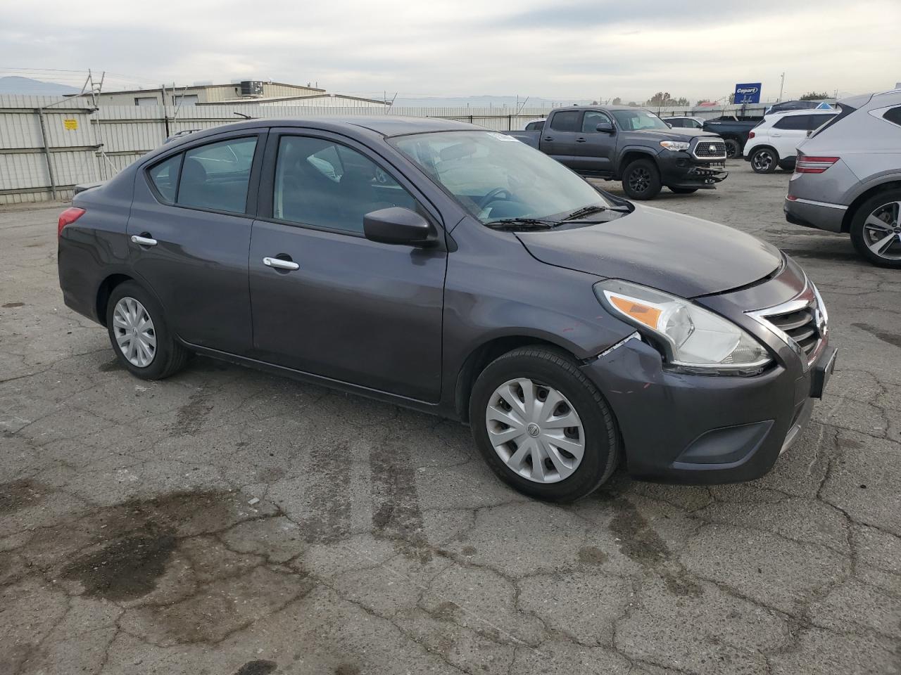 NISSAN VERSA S