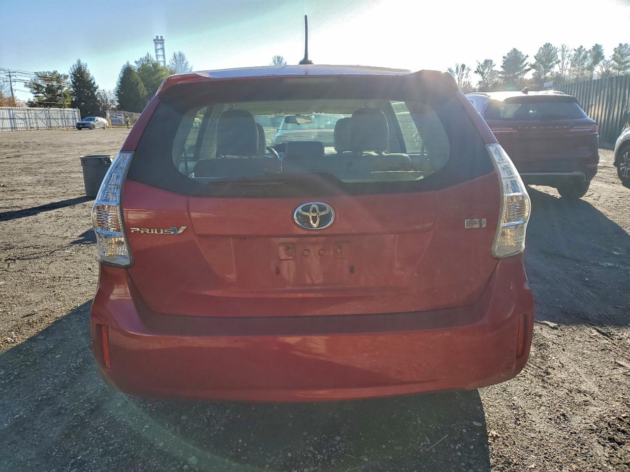 TOYOTA PRIUS V