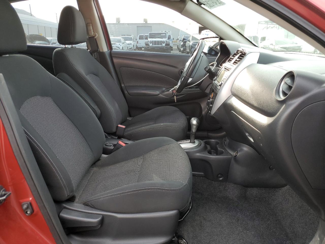 NISSAN VERSA S