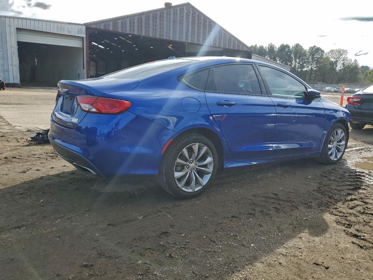 Lot #3301763358 2015 CHRYSLER 200 S