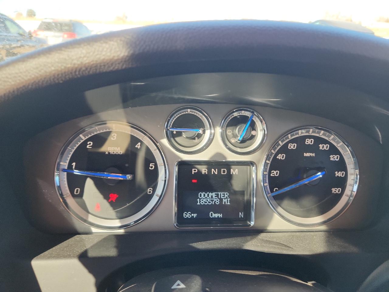 CADILLAC ESCALADE PREMIUM