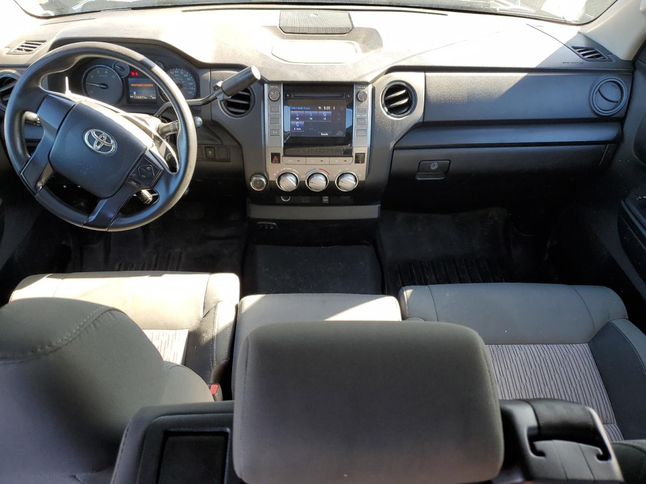 TOYOTA TUNDRA DOUBLE CAB SR