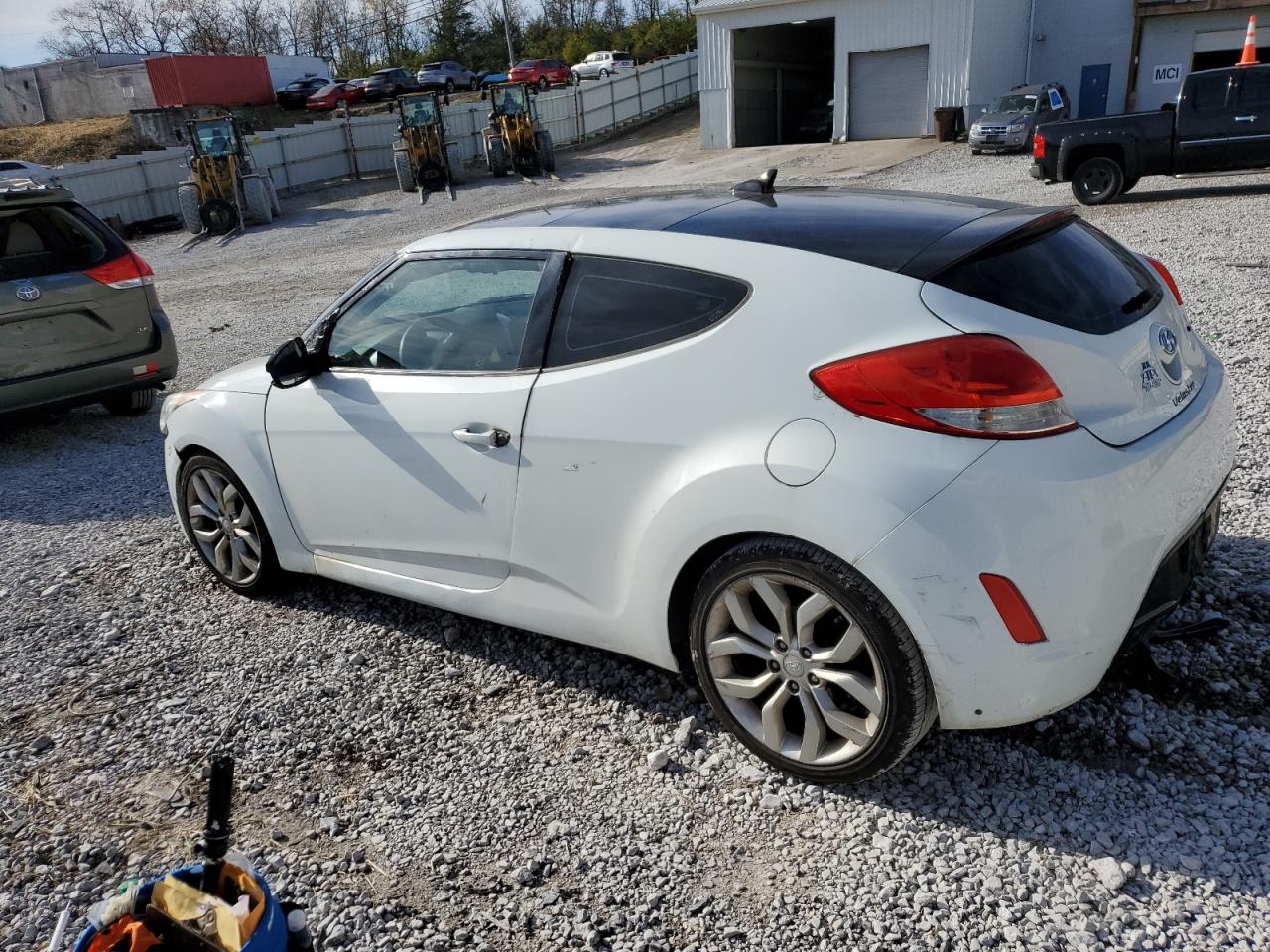 HYUNDAI VELOSTER