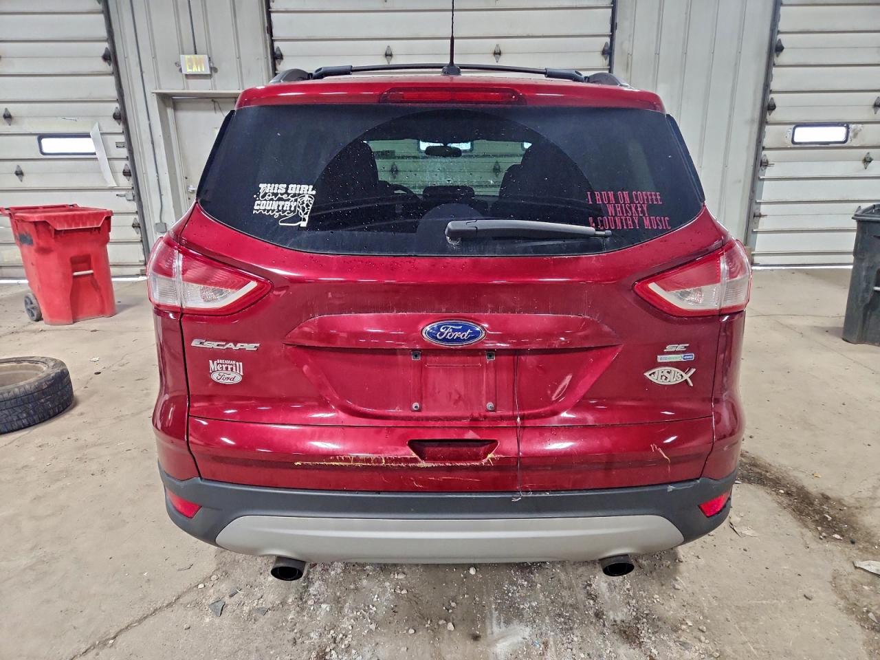 FORD ESCAPE SE