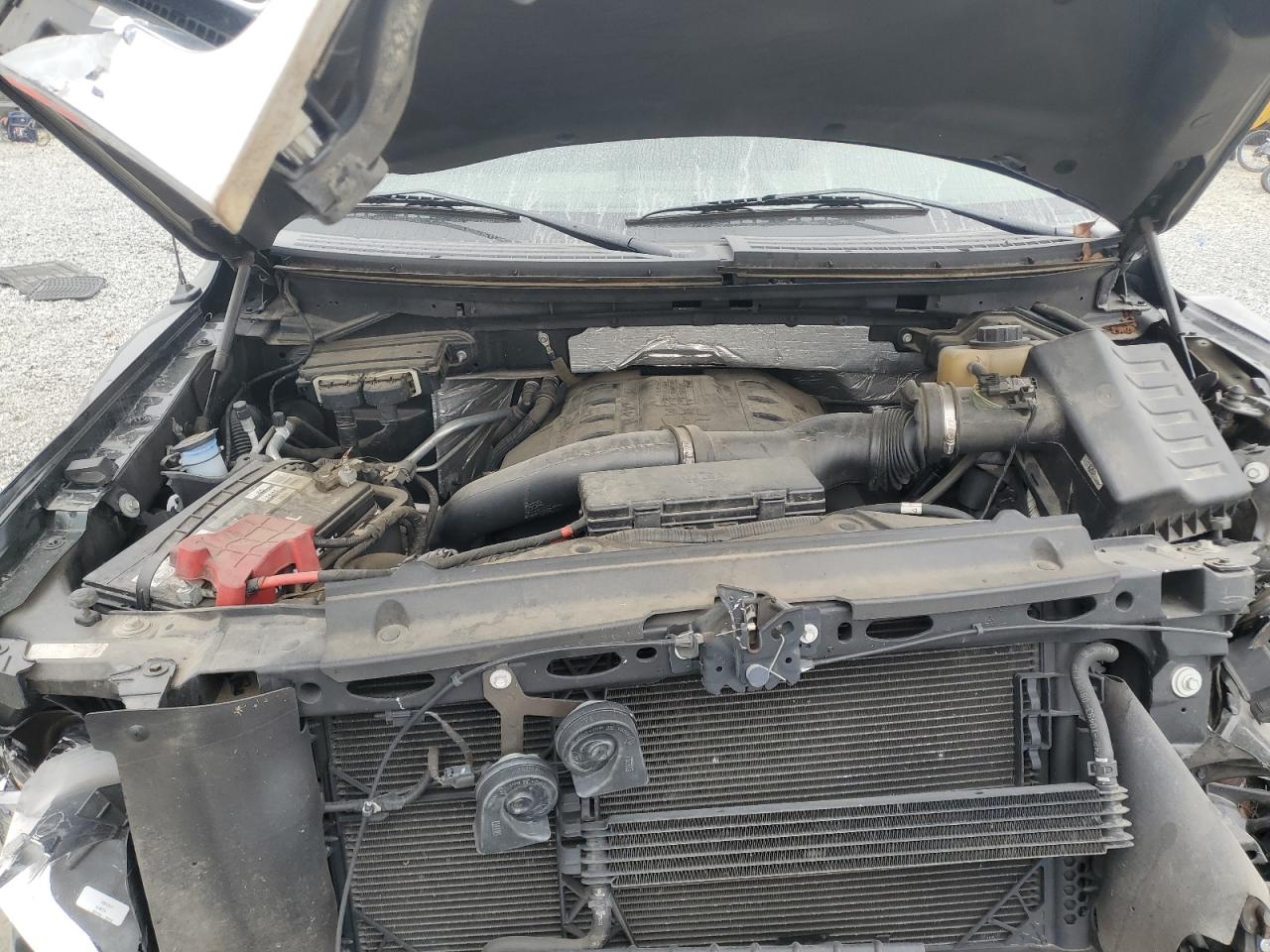 FORD F-150 SUPER CAB