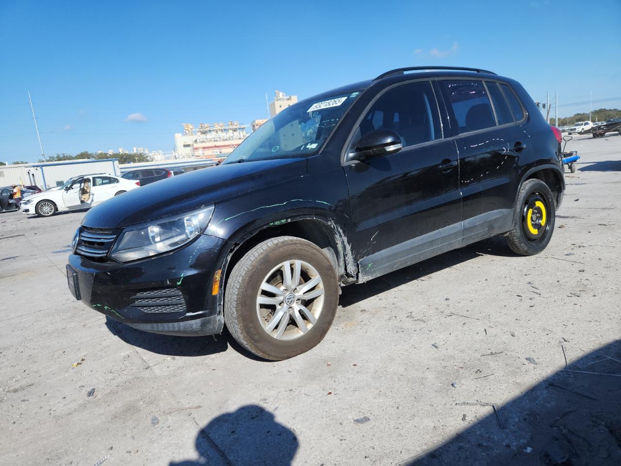 VOLKSWAGEN TIGUAN S