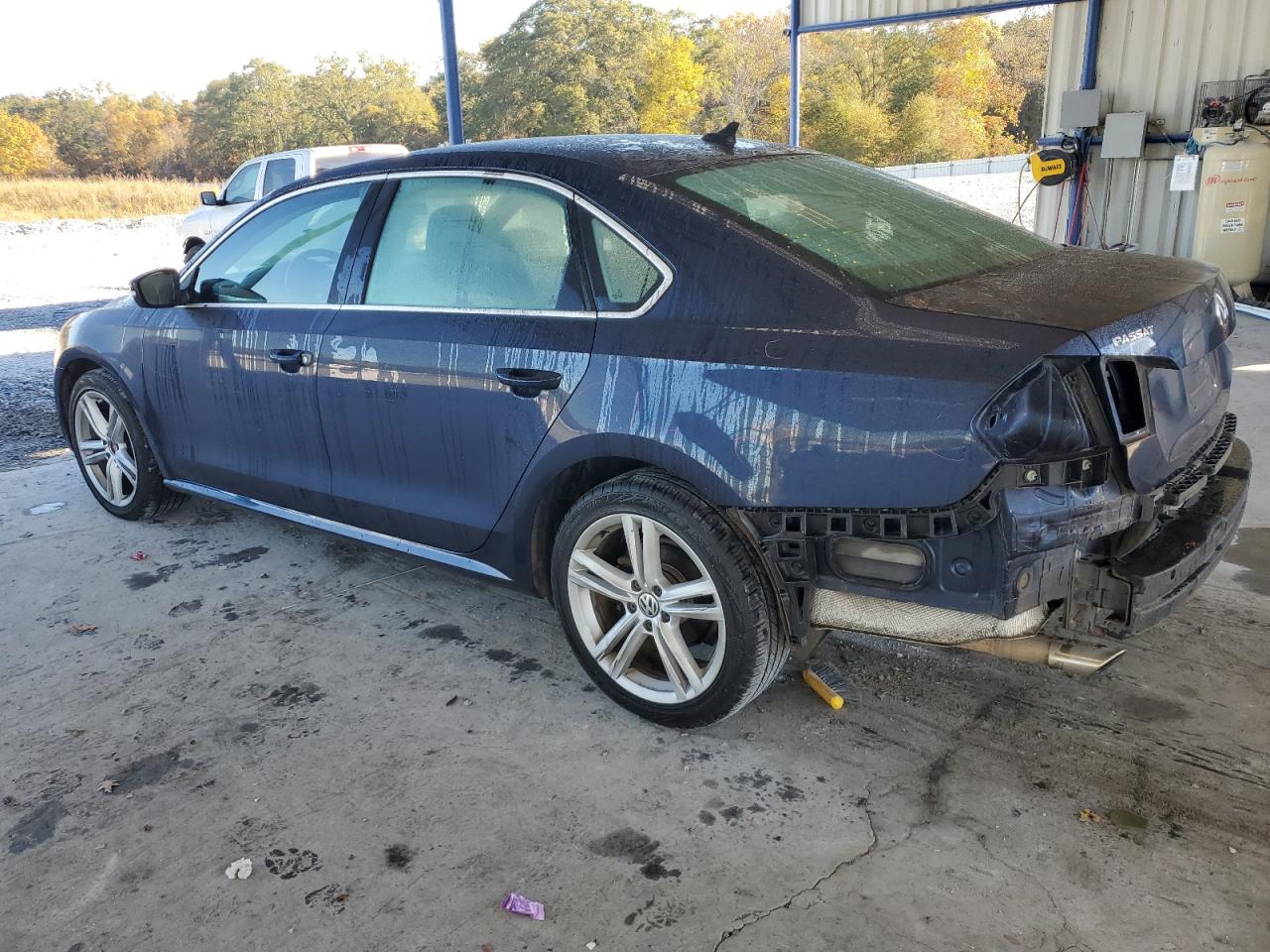 VOLKSWAGEN PASSAT SE