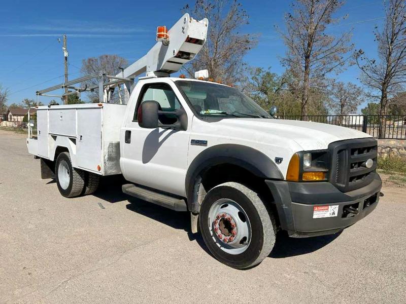 Global Auto Auctions: 2006 FORD F450 SUPER